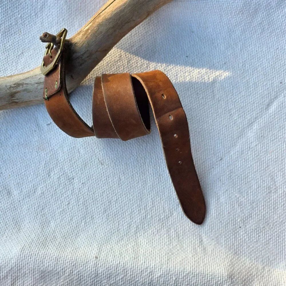 Ted baker brown leather belt broken in